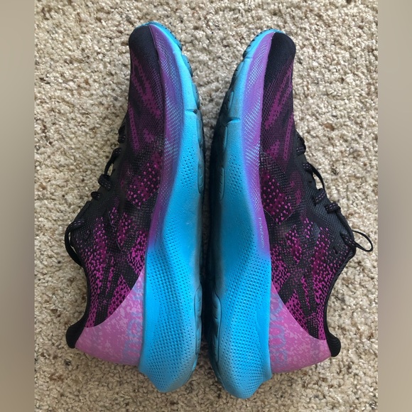 MUST GO: ASICS Gel-Nimbus Lite 2 Running Shoe - Picture 4 of 7